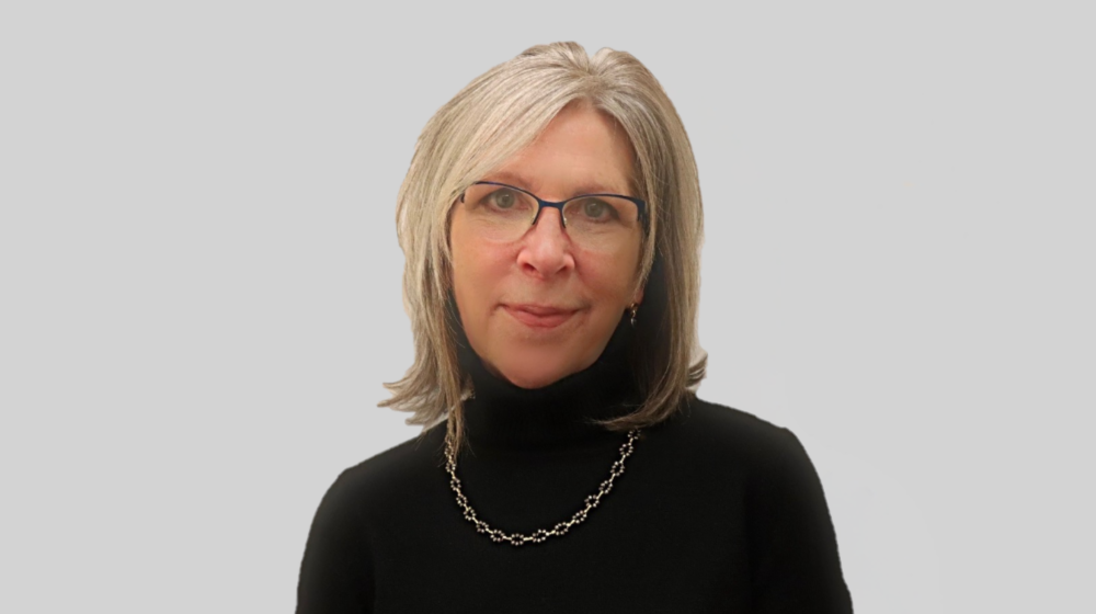 Julie Sells headshot